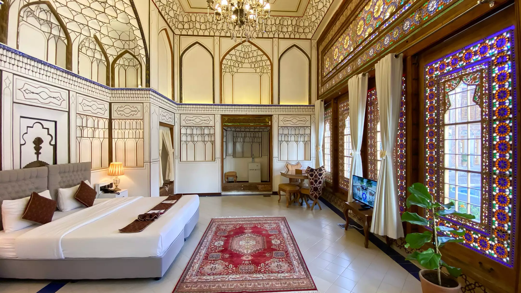 هتل کاخ سرهنگ اصفهان